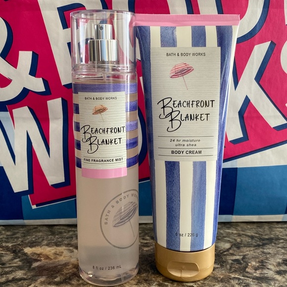 Bath & Body Works Other - Bath & Body Works Beachfront Blanket set